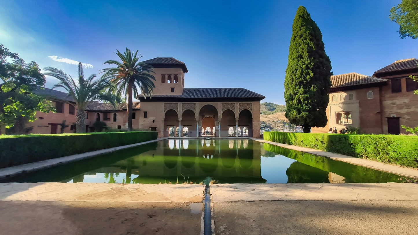 Granada Shore Excursions. Old Town Secrets, Sherry Tasting.